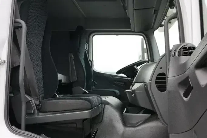 Mercedes ATEGO / 1224 / ACC / E 6 / FIRANKA + WINDA / 18 PALET zdjęcie 8