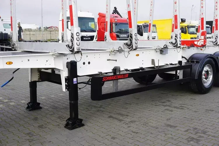 Schwarzmuller / KŁONICOWA / DO DREWNA / WAGA 5 700 KG / OŚ PODNOSZONA zdjęcie 16