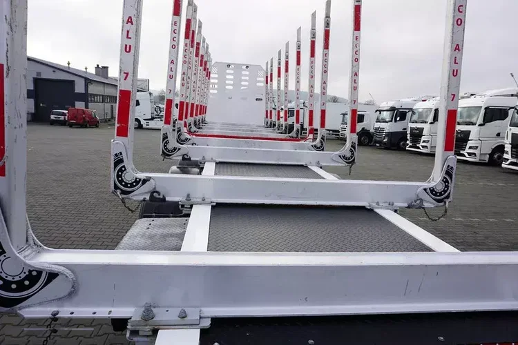 Schwarzmuller / KŁONICOWA / DO DREWNA / WAGA 5 700 KG / OŚ PODNOSZONA zdjęcie 18