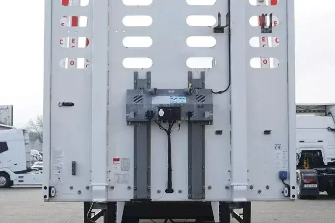 Schwarzmuller / KŁONICOWA / DO DREWNA / WAGA 5 700 KG / OŚ PODNOSZONA zdjęcie 7