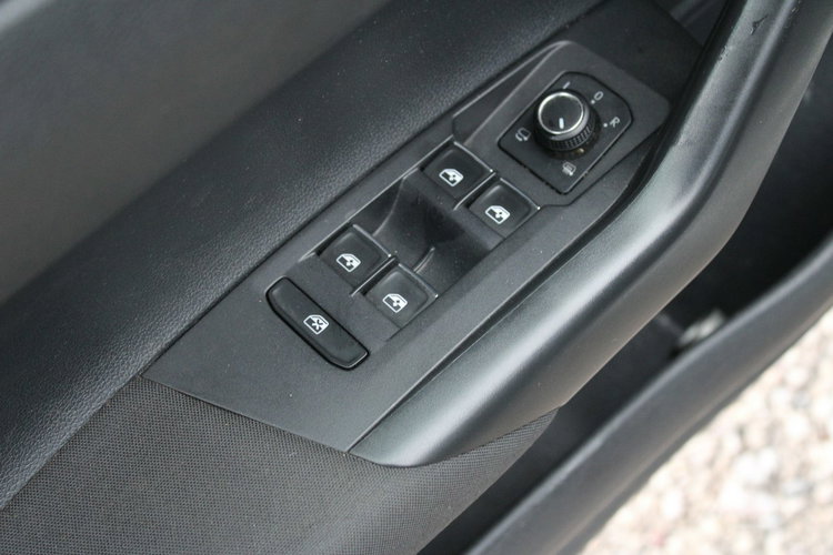 Volkswagen Polo GTI 200HP DSG G.Fotele Szyberdach zdjęcie 17