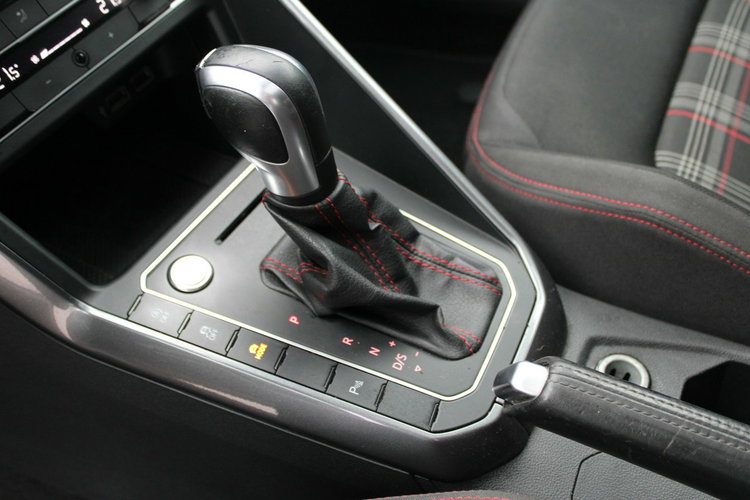 Volkswagen Polo GTI 200HP DSG G.Fotele Szyberdach zdjęcie 23