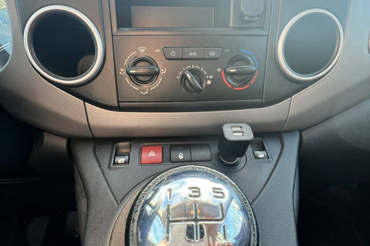 Citroen Berlingo Klimatyzacja, elektryczne szyby zdjęcie 15