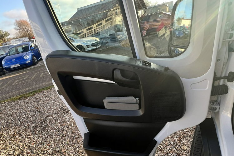 Opel Movano Klima, bawi, czujniki parkowania zdjęcie 7