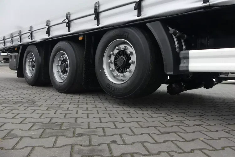 KAESSBOHRER MEGA / FIRANKA / OŚ PODNOSZONA / 3 SZTUKI / zdjęcie 16