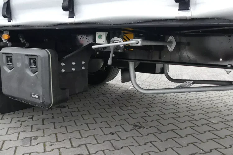 KAESSBOHRER MEGA / FIRANKA / OŚ PODNOSZONA / 3 SZTUKI / zdjęcie 19