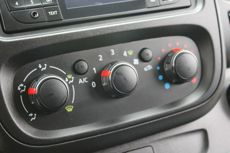 Renault Trafic L2 9 Osobowy Gwarancja Salon Polska zdjęcie 22