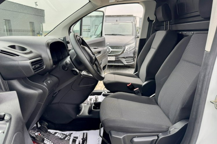 Toyota Proace City SALON PL / KLIMA TRONIC / TEMPOMAT / TABLET / GWARANCJA zdjęcie 10