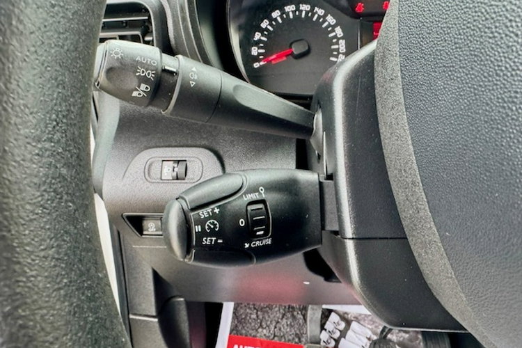 Toyota Proace City SALON PL / KLIMA TRONIC / TEMPOMAT / TABLET / GWARANCJA zdjęcie 14