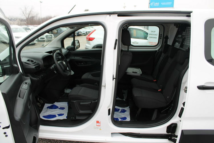 Toyota ProAce City Salon Polska Long Gwarancja D4D Active zdjęcie 14