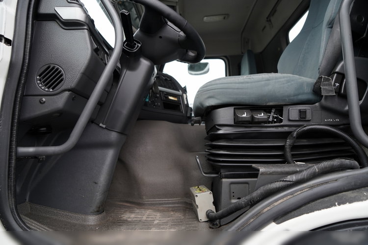 Volvo FMX 380 / 6x4 / WYWROTKA + HDS HMF 1820 K2 / HYDROBURTA / STEROWANIE RADIOWE / CHWYTAK / ROTATOR / EURO 6  zdjęcie 40