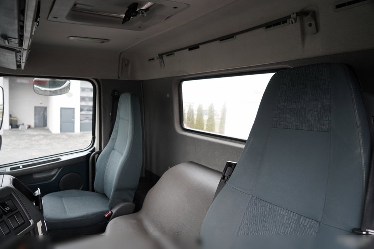 Volvo FMX 380 / 6x4 / WYWROTKA + HDS HMF 1820 K2 / HYDROBURTA / STEROWANIE RADIOWE / CHWYTAK / ROTATOR / EURO 6  zdjęcie 42