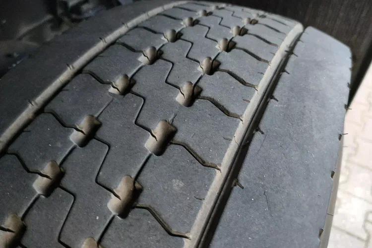 Volvo FM 410Bramowiec Hakowiec 6x2 Oś Skrętna / Podnoszona Automat zdjęcie 21