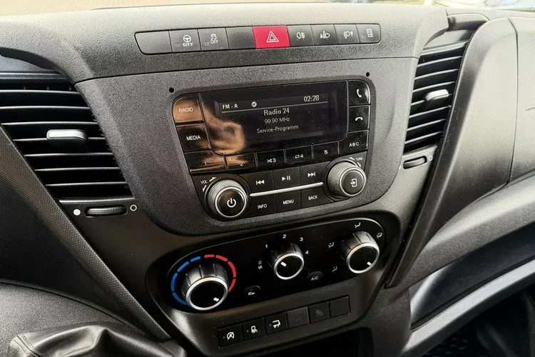 Iveco Daily 35C16 V zdjęcie 25