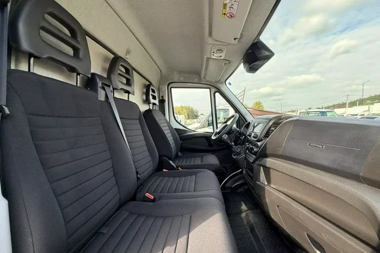 Iveco Daily 35C16 V zdjęcie 28
