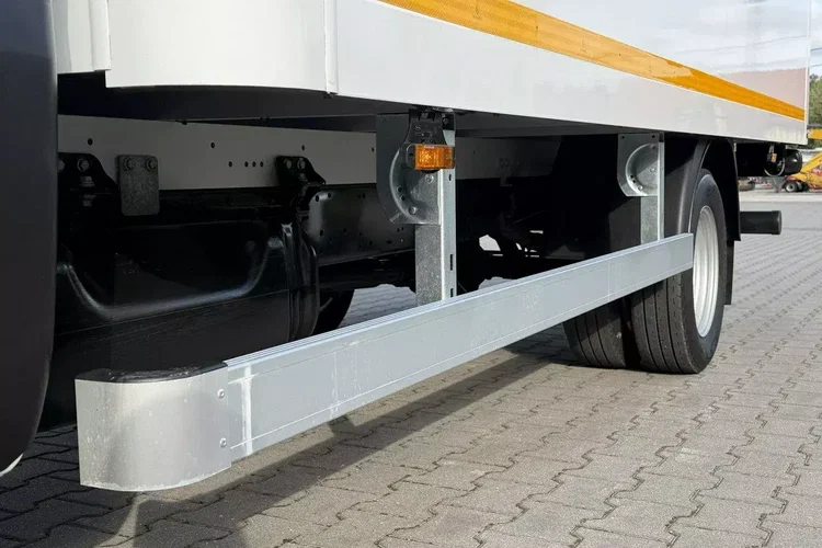 Iveco Daily 35C16 V zdjęcie 7