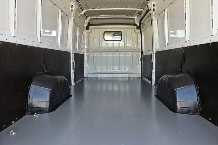 Peugeot boxer L4H2 74999zł NETTO 2.2HDi/140KM zdjęcie 15