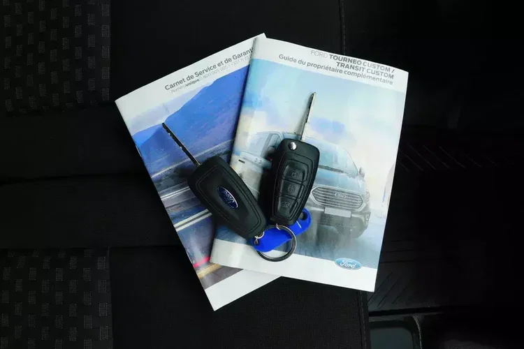 Ford Custom zdjęcie 15