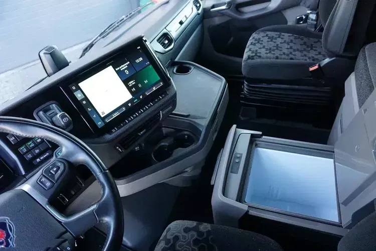 Scania / S 500 / EURO 6 / ACC / RETARDER / PEŁNA OPCJA / JAK NOWA zdjęcie 10