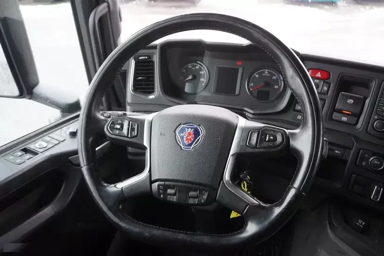 Scania P280 4x2 E6 / Chłodnia Lamberet 16 EPAL / Multitemperatura / Thermoking T-800R / 3 szt zdjęcie 24