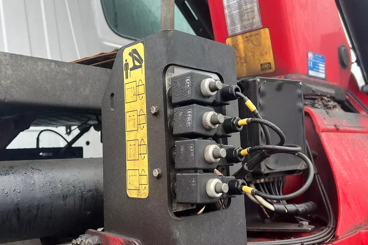 Mercedes AROCS 2546L 6x2 HAKOWIEC+HDS zdjęcie 15