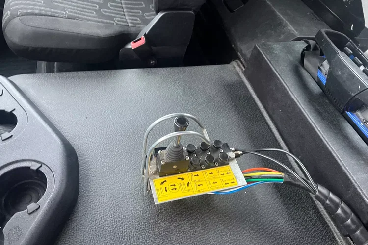 Mercedes AROCS 2546L 6x2 HAKOWIEC+HDS zdjęcie 31