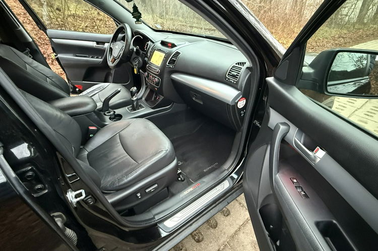 Kia Sorento 2.0crdi 185 KM ledy bi xenon skóry asystenci 7 os. Kamera Navi gwaranc zdjęcie 29