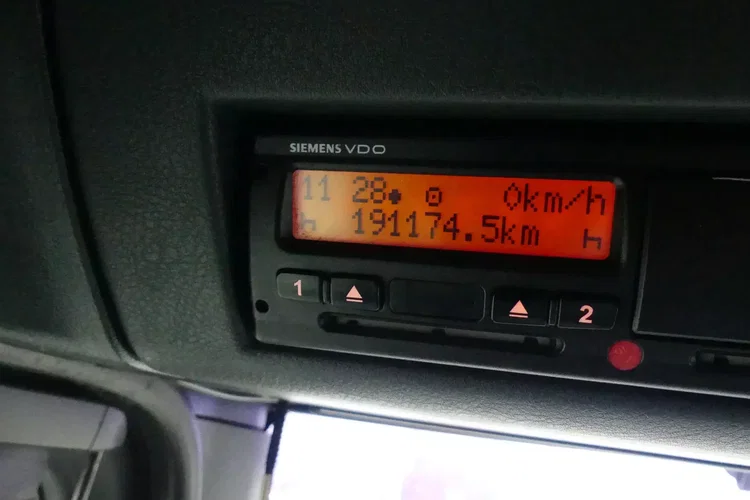 MAN TGA 26.400 6x2 / CHŁODNIA / / KABINA SYPIALNA / zdjęcie 35