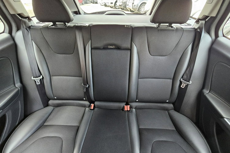 Volvo V60 Cross Country zdjęcie 13