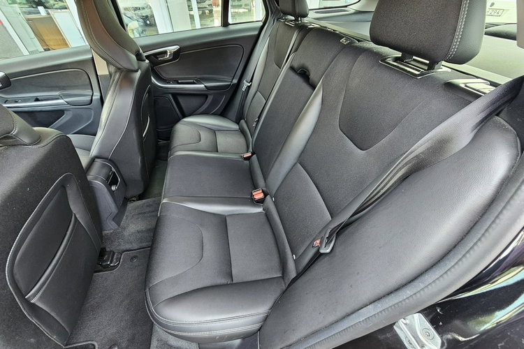 Volvo V60 Cross Country zdjęcie 23