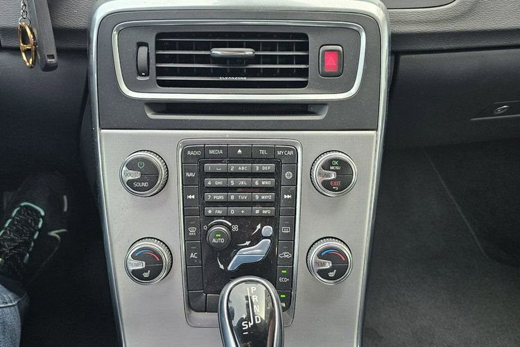 Volvo V60 Cross Country zdjęcie 26