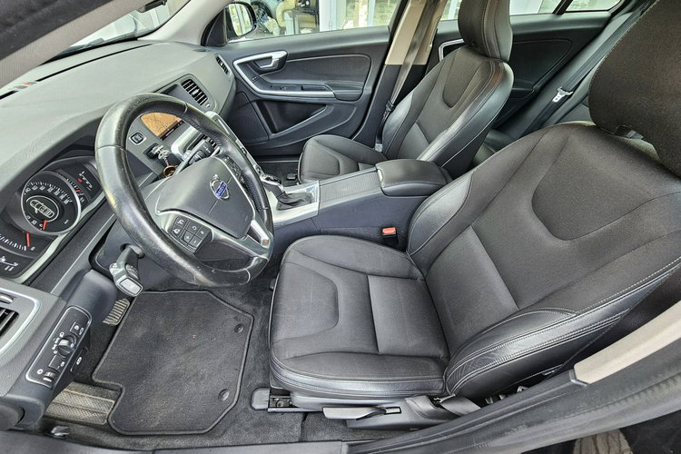 Volvo V60 Cross Country zdjęcie 28