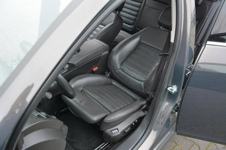 Opel Insignia Skóry bi-Xenon Led Wentylacja BLIS Virtual Navi Kamera Pamiec Alu18" zdjęcie 22