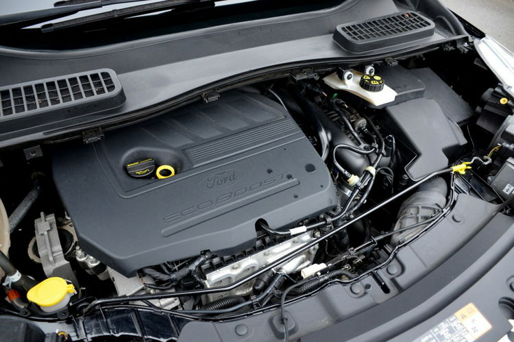 Ford Kuga Czarna Zarejestrowana Titanium 1.5i 150KM 111tys.km Serwis Navi Skóra zdjęcie 11