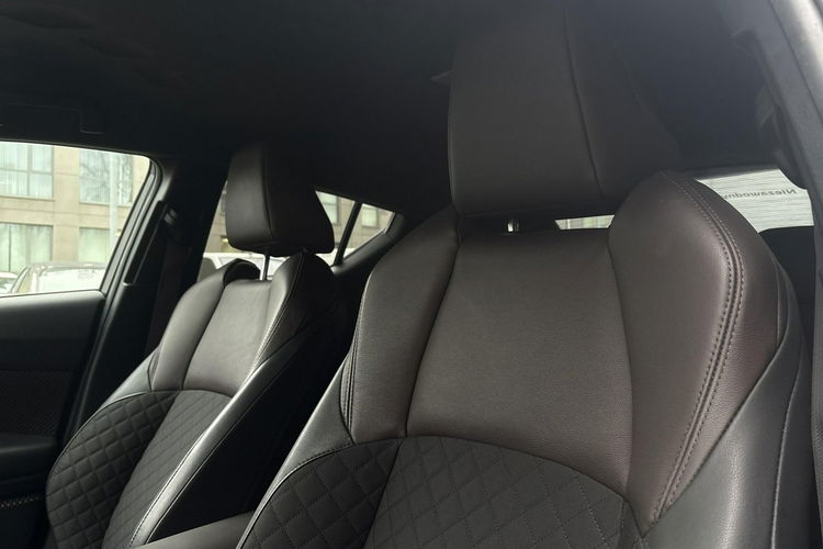 Toyota C-HR 1.8 HYBRID PRESTIGE LED, salon Polska, gwarancja, PL zdjęcie 18