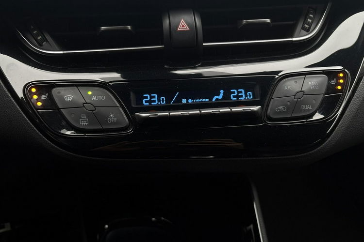 Toyota C-HR 1.8 HYBRID PRESTIGE LED, salon Polska, gwarancja, PL zdjęcie 31