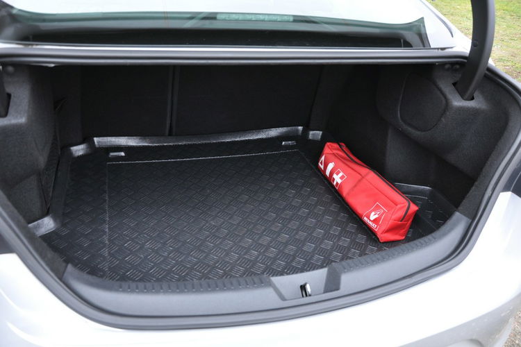 Renault Megane 1.6B 115KM Manual 6-G Polski Salon Klimatyzacja zdjęcie 19