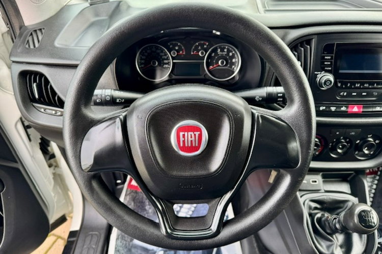 Fiat Doblo SALON PL / MROŻNIA - CHŁODNIA -20st.C / DŁUGI / 151 tys.km / GWARANCJA zdjęcie 11