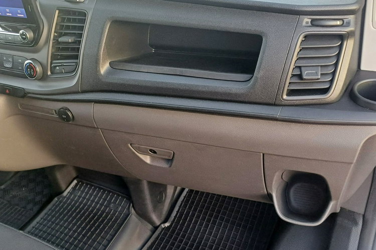 Ford Transit Custom 2.0 TDCi 130KM Automat 6-Osób Navi Kamera Cofania zdjęcie 20