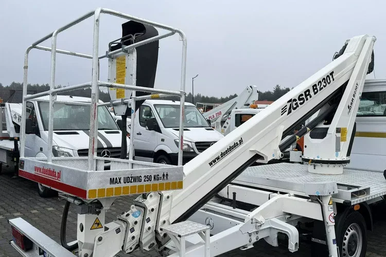 Mercedes Sprinter zdjęcie 19