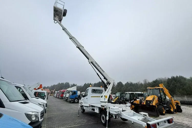 Mercedes Sprinter zdjęcie 21