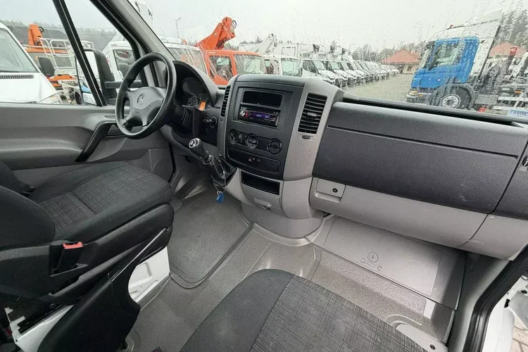 Mercedes Sprinter zdjęcie 34