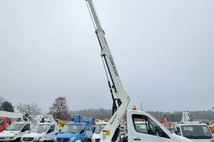 Mercedes Sprinter zdjęcie 13