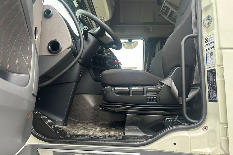 DAF XF 480 FT zdjęcie 8