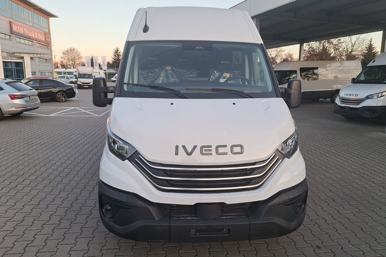 IVECO Daily 35S18HA8 V zdjęcie 11