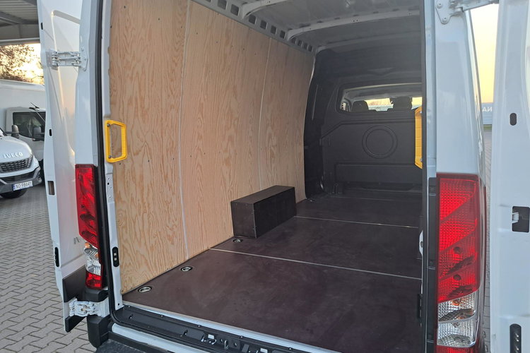 IVECO Daily 35S18HA8 V zdjęcie 14