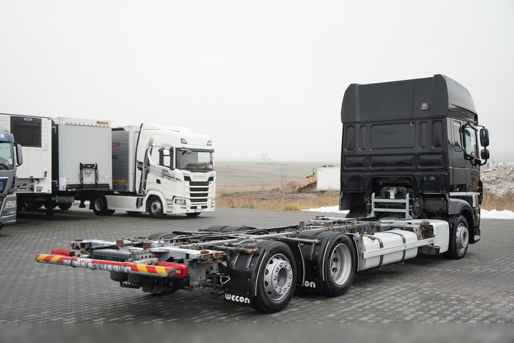 DAF XF 480 / BDF / 6X2 / SSC / KLIMATYZACJA POSTOJOWA / OŚ PODNOSZONA / MEGA zdjęcie 6