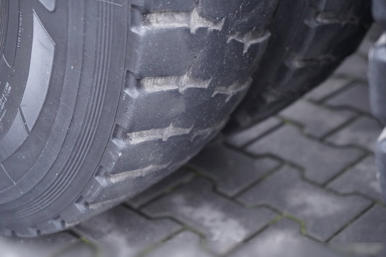 Mercedes -BENZ ACTROS 4145 / 8X8 / WYWROTKA TYLNOZSYPOWA / KH-KIPPER 6 M / AUTOMAT  / EURO 6 zdjęcie 27