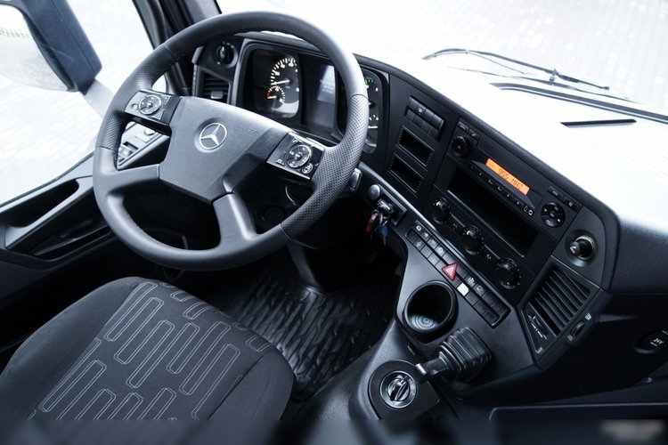 Mercedes -BENZ ACTROS 4145 / 8X8 / WYWROTKA TYLNOZSYPOWA / KH-KIPPER 6 M / AUTOMAT  / EURO 6 zdjęcie 35