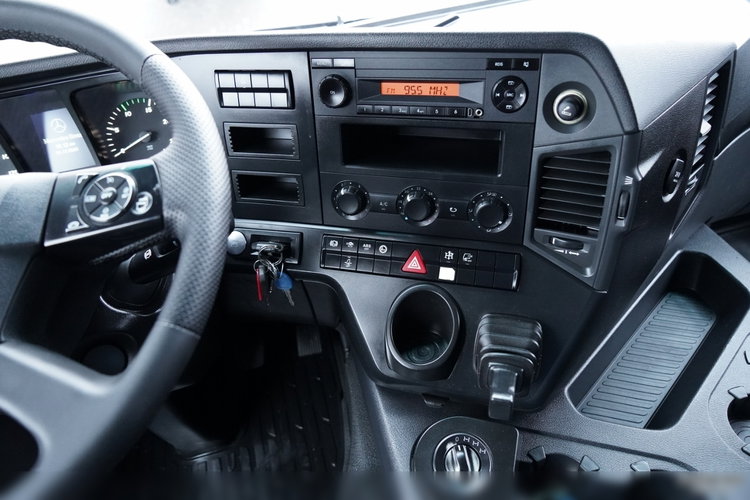 Mercedes -BENZ ACTROS 4145 / 8X8 / WYWROTKA TYLNOZSYPOWA / KH-KIPPER 6 M / AUTOMAT  / EURO 6 zdjęcie 36